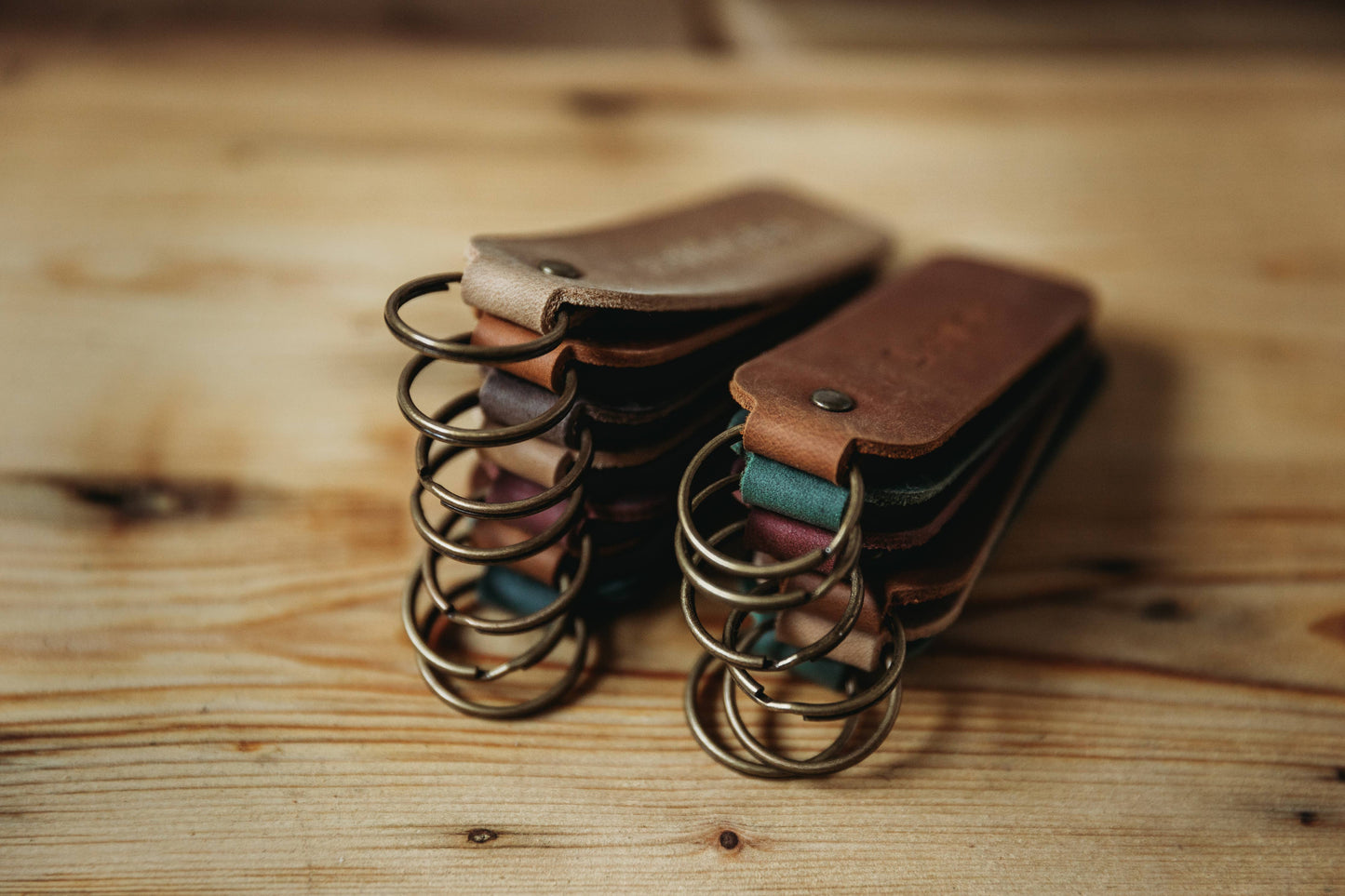 Leather Encouragement Keyrings: Evergreen / L o v e d