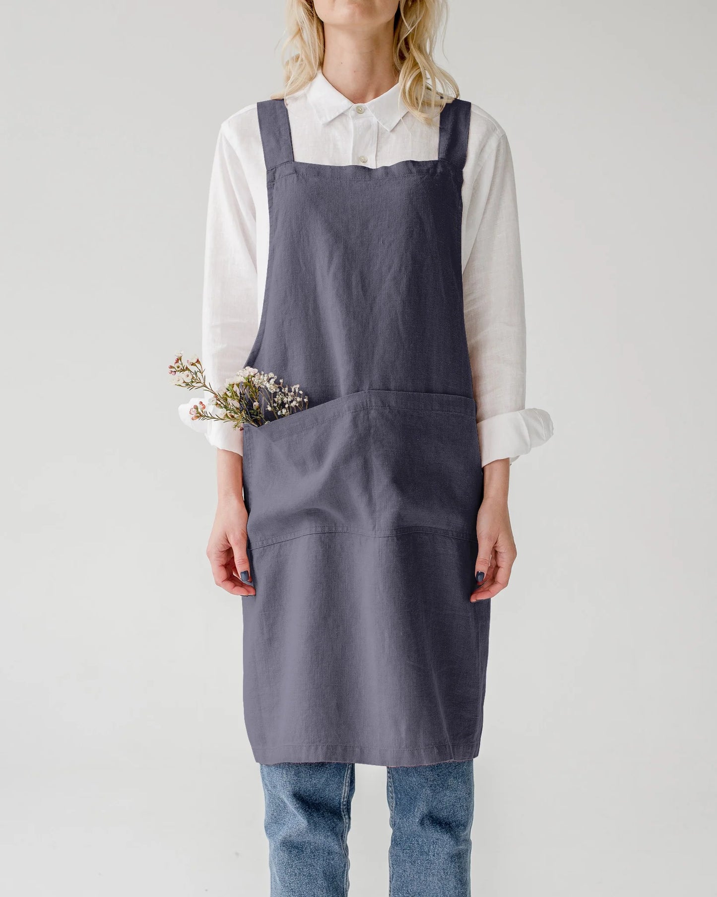 Linen Crossback Apron Dark Grey