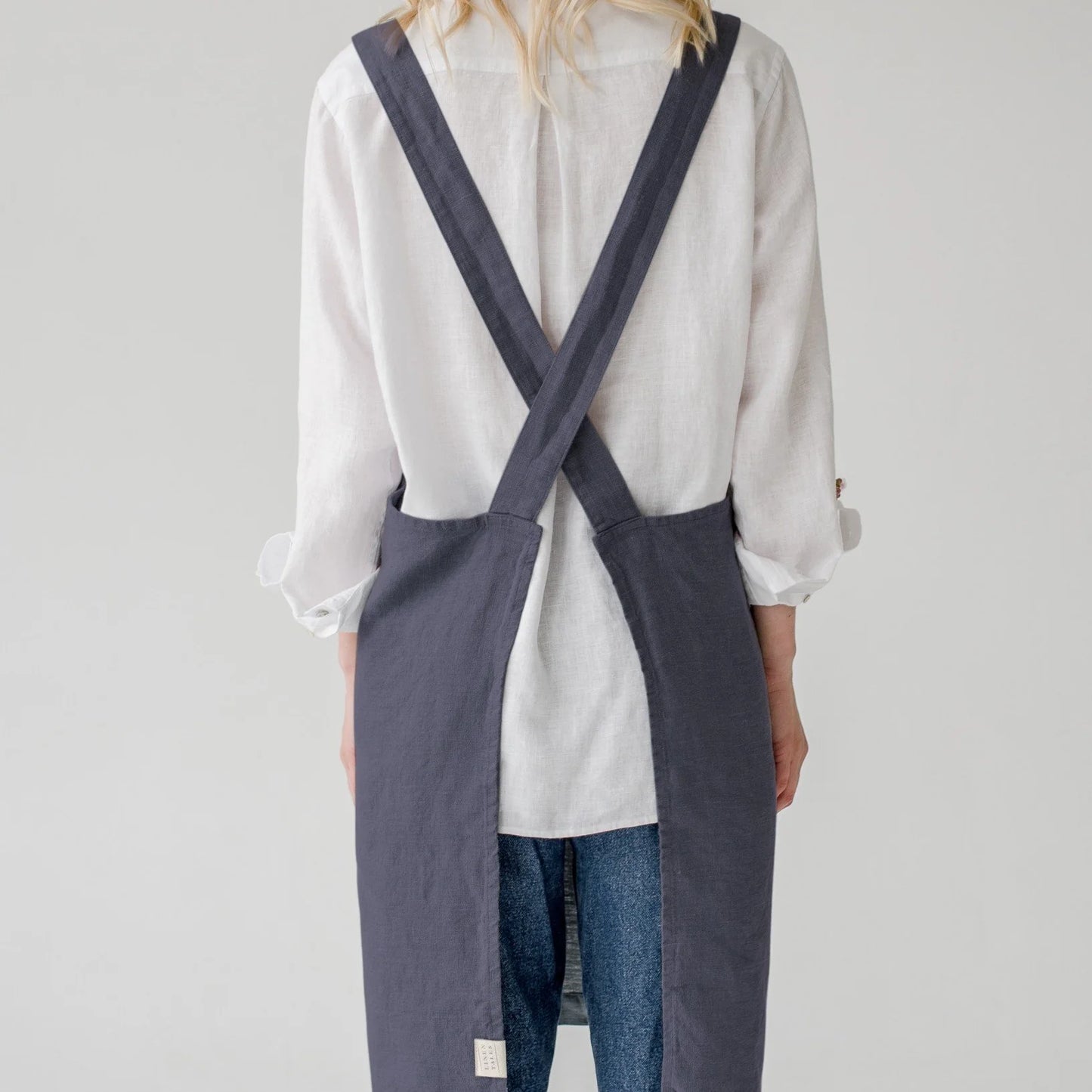 Linen Crossback Apron Dark Grey