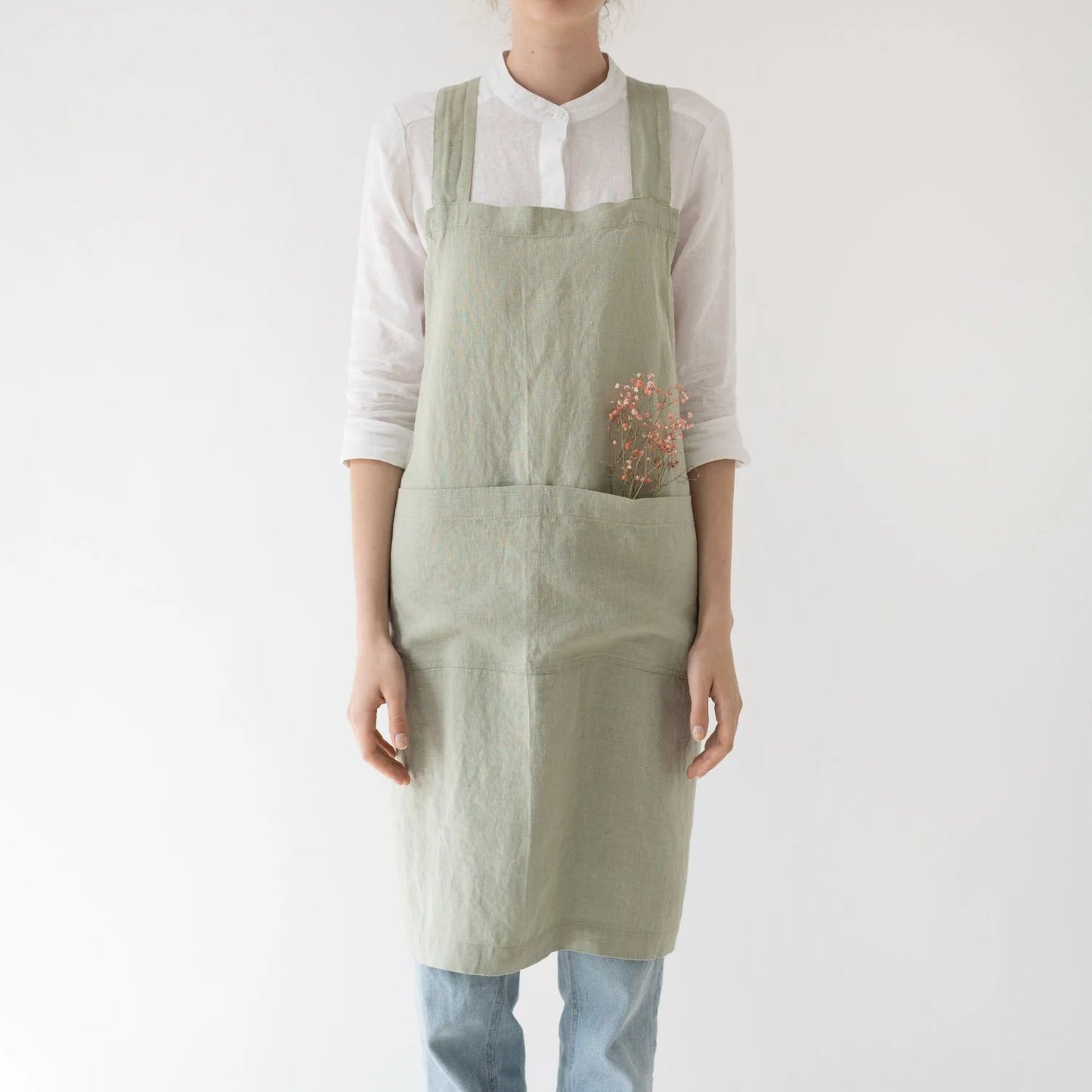 Linen Crossback Apron Sage