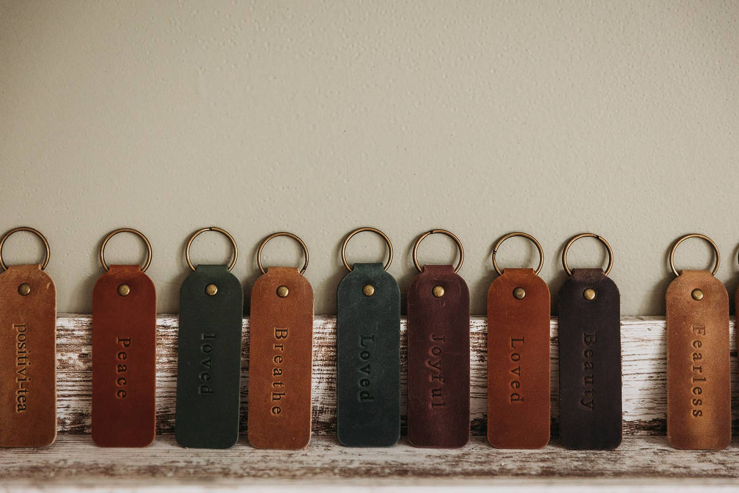 Leather Encouragement Keyrings: Light Oak / W i l d & f r e e